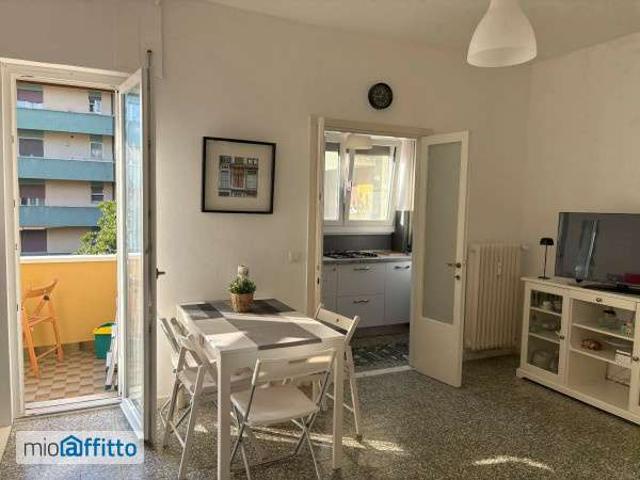 Villa Indipendente in affitto a Municipio 8 di Milano, Milano