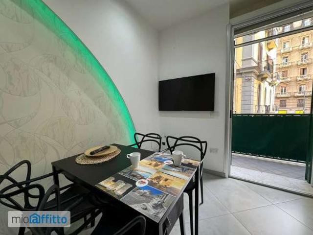 Appartamento in affitto a Municipalità 1, Pizzofalcone