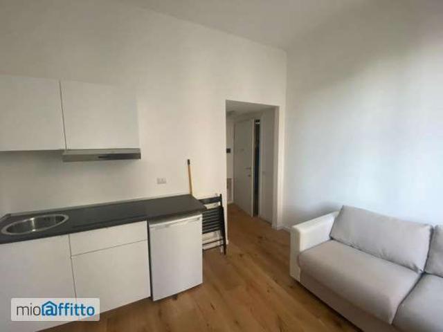 Appartamento in affitto a Municipio 5, Milano