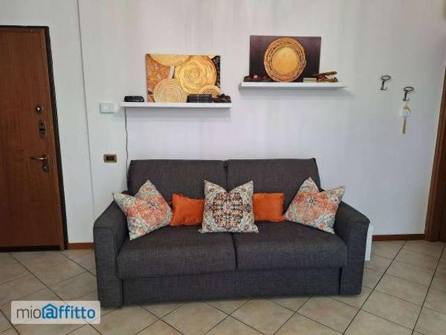 Appartamento in affitto a Cislago, Lombardia