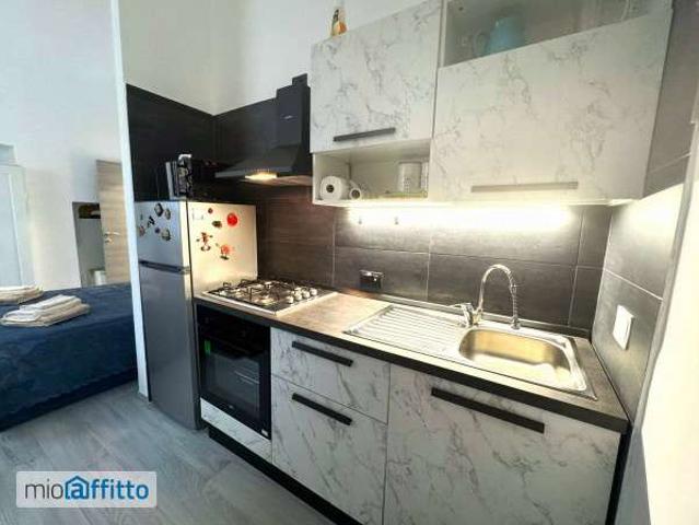 Appartamento in affitto a Circoscrizione 4, Piemonte