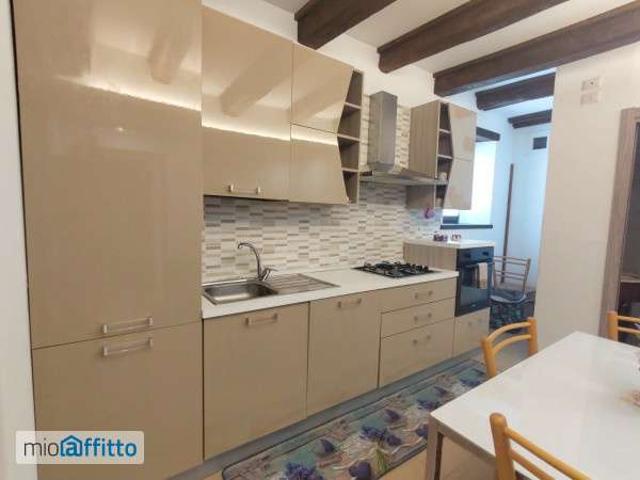 Appartamento in affitto a Marche, Ancona