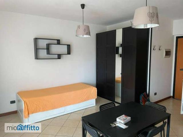 Appartamento in affitto a Castelletto, Abbiategrasso