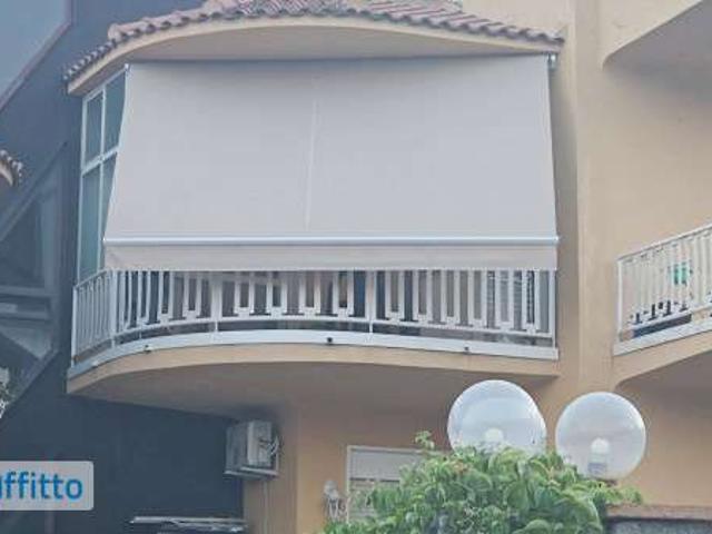 Appartamento in affitto a Aci Castello, Sicilia