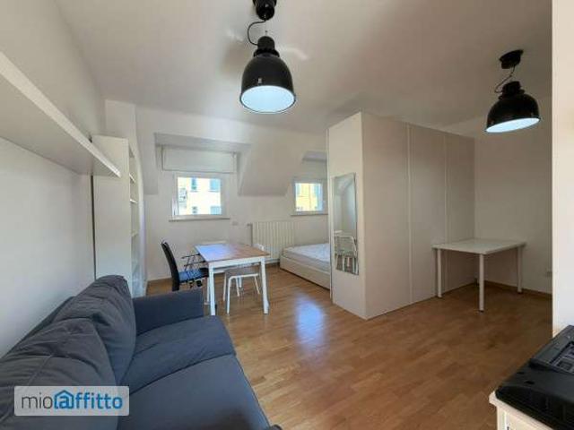 Appartamento in affitto a Municipio 5, Milano
