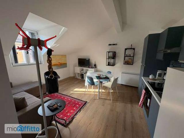 Appartamento in affitto a Municipio 2, Milano