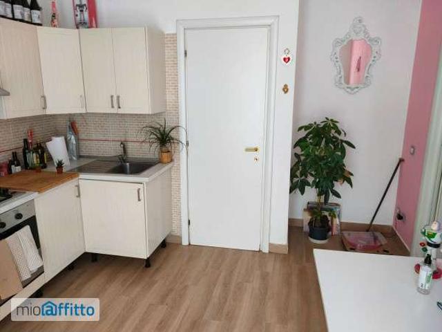 Appartamento in affitto a Axa, Roma Capitale