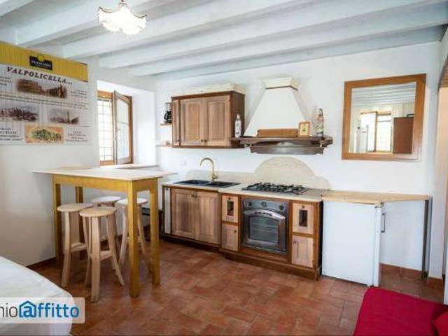 Appartamento in affitto a Dosso, Negrar