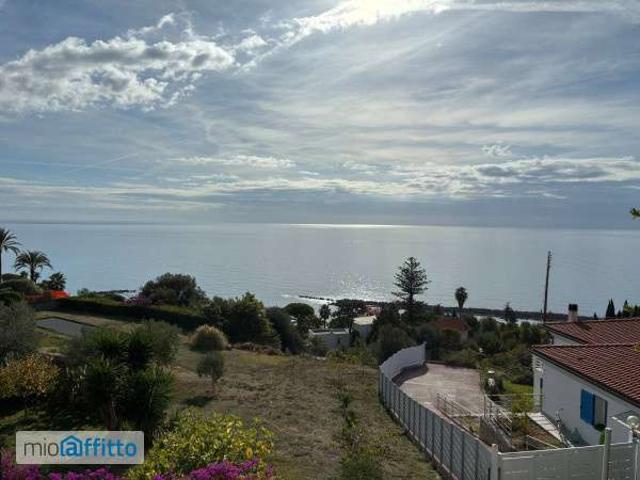 Appartamento in affitto a Ospedaletti, Liguria