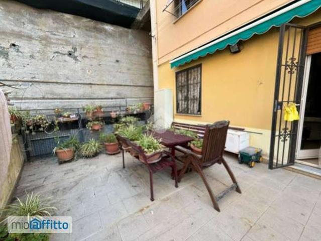 Appartamento in affitto a Medio Ponente, Serra Riccò
