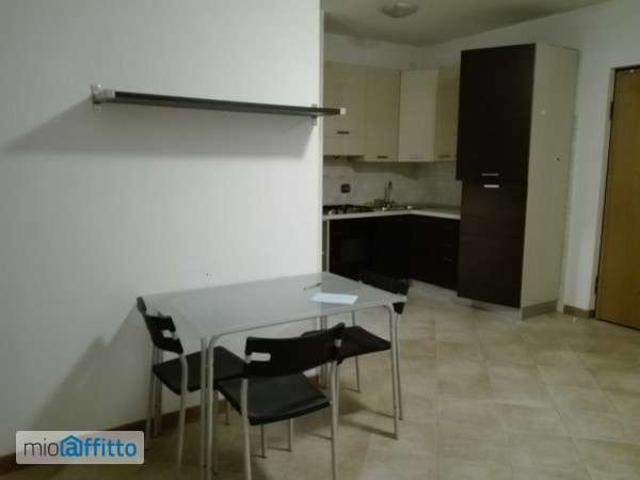 Appartamento in affitto a Municipio Roma IX, Roma Capitale