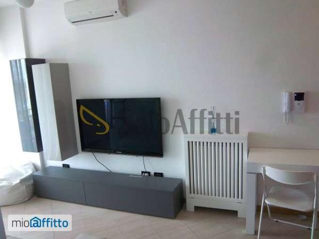 Appartamento in affitto a Municipio Roma IX, Roma Capitale