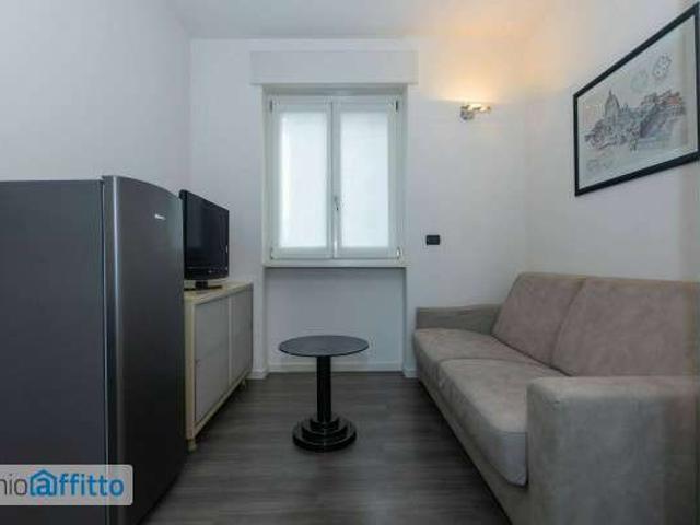 Appartamento in affitto a Municipio 8 di Milano, Milano