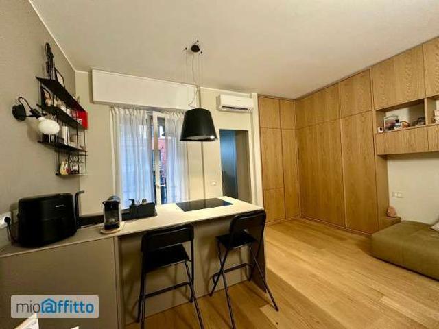 Appartamento in affitto a Municipio 8 di Milano, Milano
