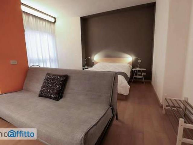 Appartamento in affitto a Municipio 8 di Milano, Milano