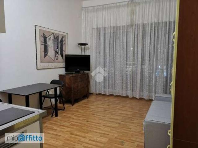 Appartamento in affitto a Medio Levante, Serra Riccò