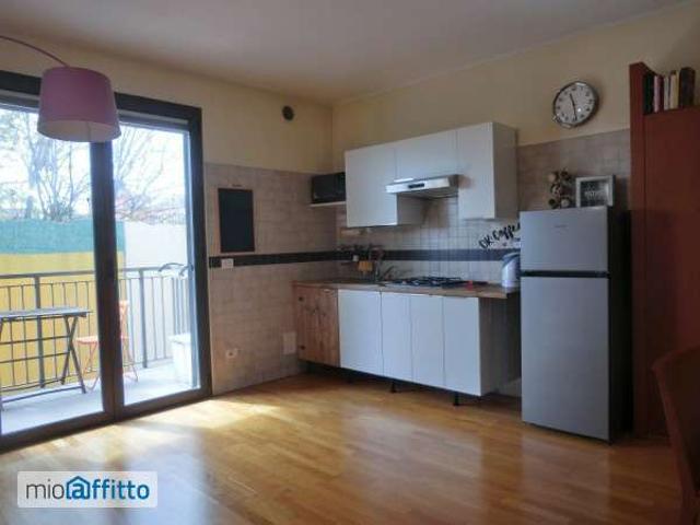 Appartamento in affitto a Municipio 4, Milano