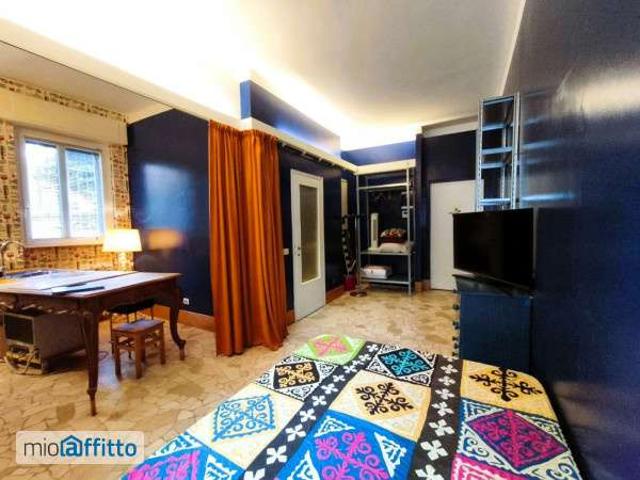 Appartamento in affitto a Municipio 4, Milano