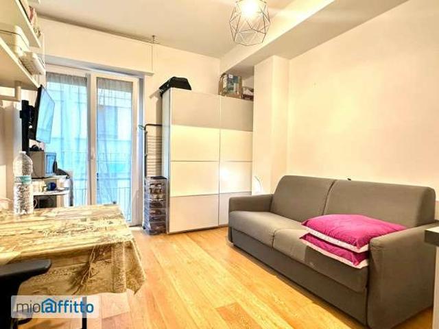 Appartamento in affitto a Municipio 8 di Milano, Milano