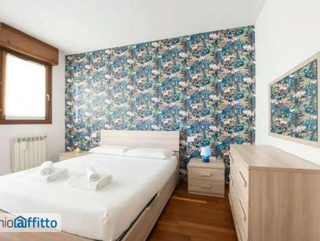 Appartamento in affitto a Municipio 9, Milano