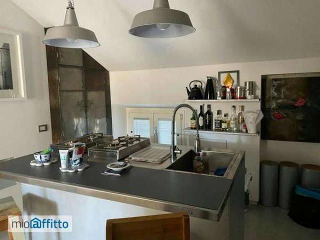 Appartamento in affitto a Municipio 9, Milano