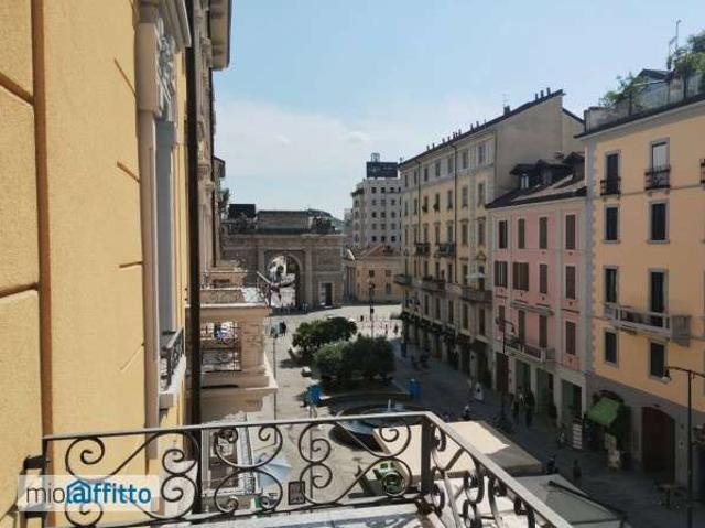 Appartamento in affitto a Municipio 9, Milano