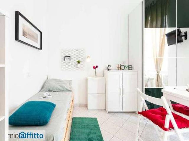 Appartamento in affitto a Municipio 9, Milano