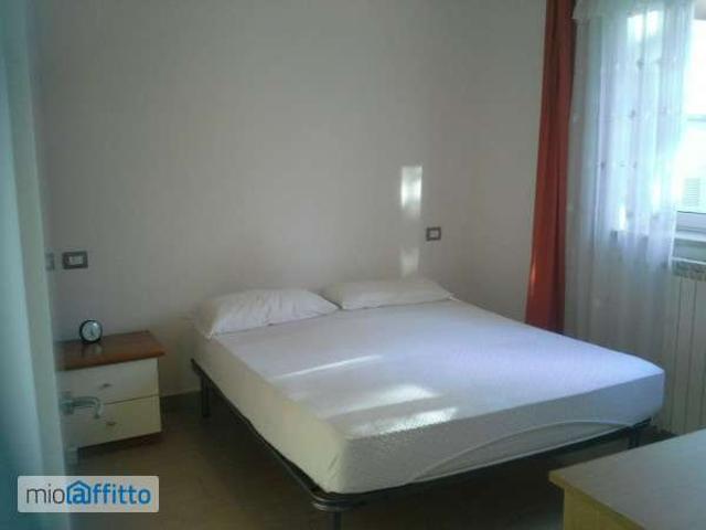 Appartamento in affitto a Axa, Roma Capitale