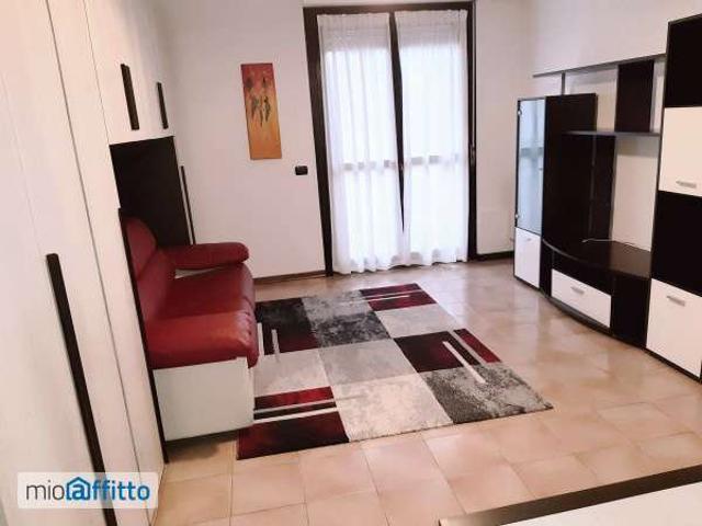 Appartamento in affitto a Castegnate, Castellanza