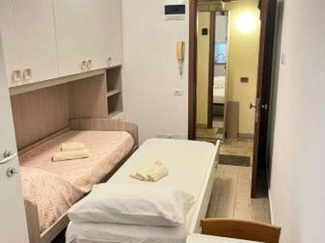 Appartamento in affitto a Municipio 6, Milano