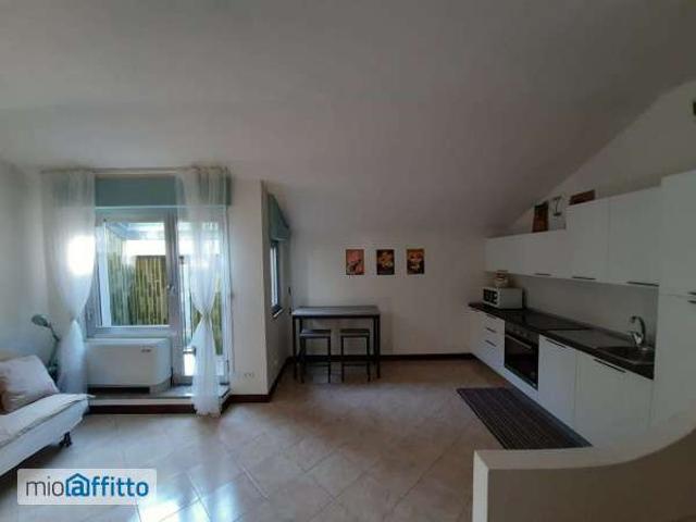 Appartamento in affitto a Municipio 2, Milano