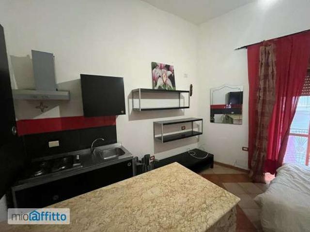 Appartamento in affitto a Municipalità 3, Campania