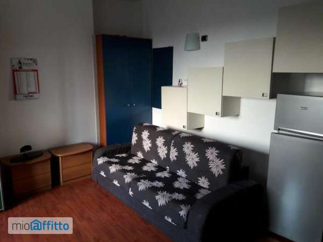 Appartamento in affitto a Lavanderie, Segrate