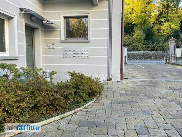 Appartamento in affitto a Biumo Superiore, Varese