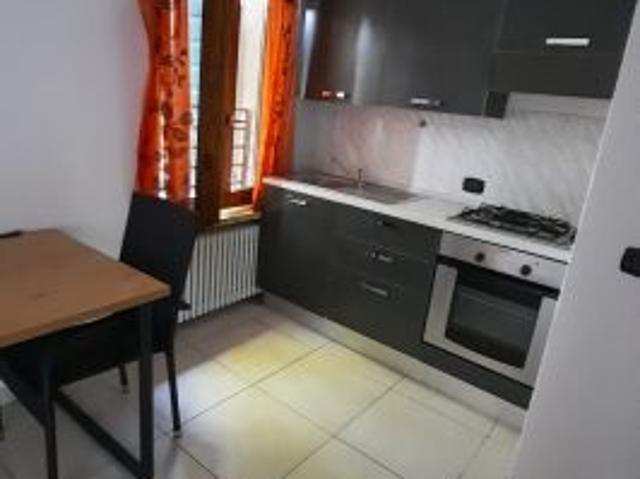 Monolocale in affitto a Sud, Brenzone