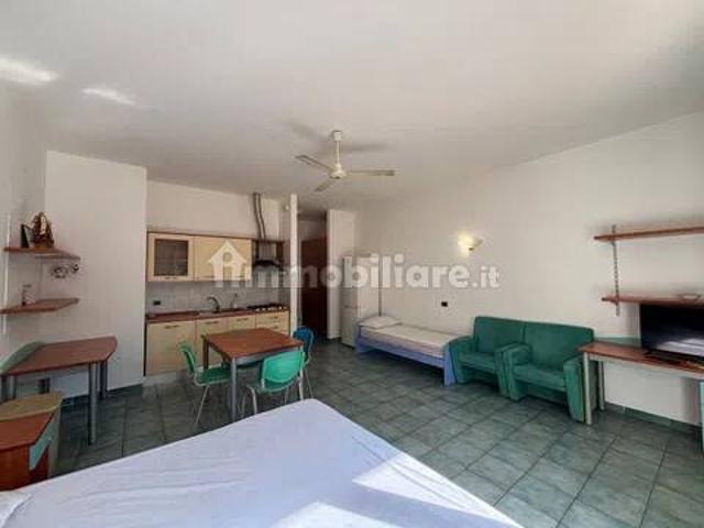 Appartamento in affitto a Zona Marangi, Puglia