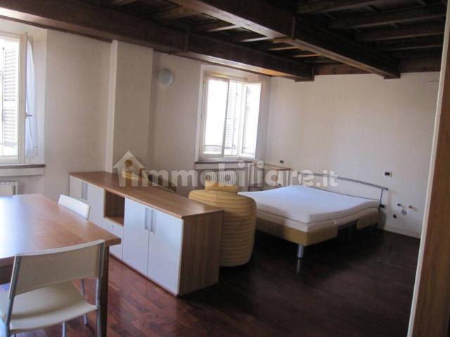 Appartamento in affitto a San Nicolò, Re