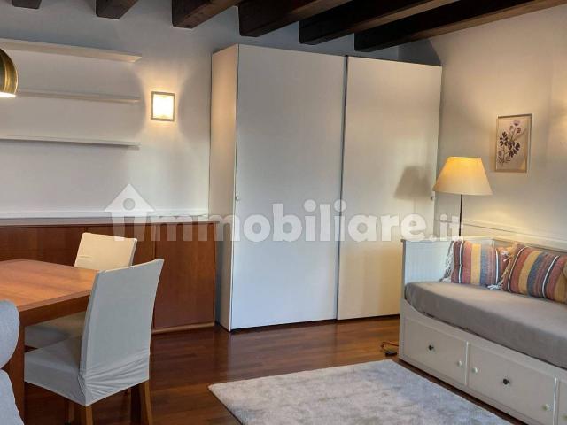 Appartamento in affitto a Pieve Emanuele, Lombardia