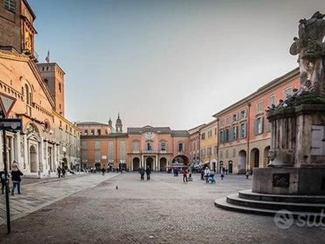 Appartamento in affitto a Ponte di Pietra, Pavia