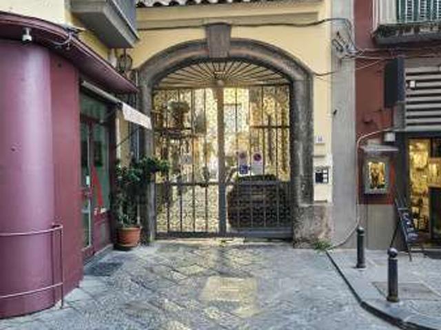 Appartamento in affitto a Municipalità 1, Campania
