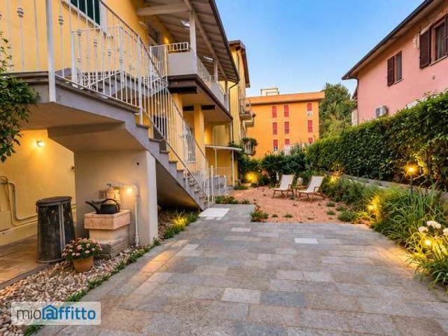 Appartamento in affitto a Rebbio, Como