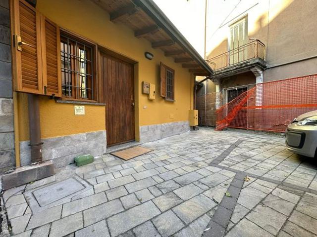 Monolocale in affitto a Milano, Lombardia