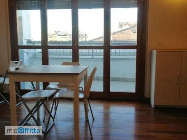 Appartamento in affitto a Municipio 9, Milano