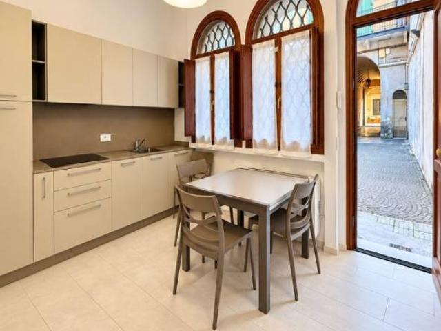 Appartamento in affitto a Valletta Paiolo, Mantova