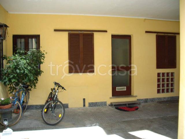Studio in affitto a Barlassina