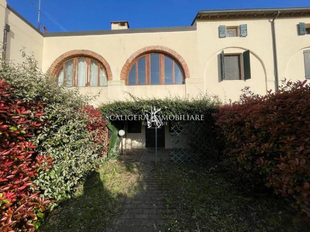 Monolocale in affitto a Belfiore, Veneto