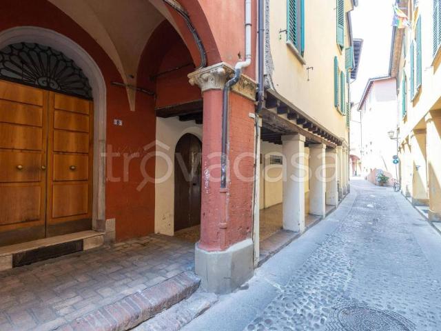 Monolocale in affitto a Centro storico, Bologna