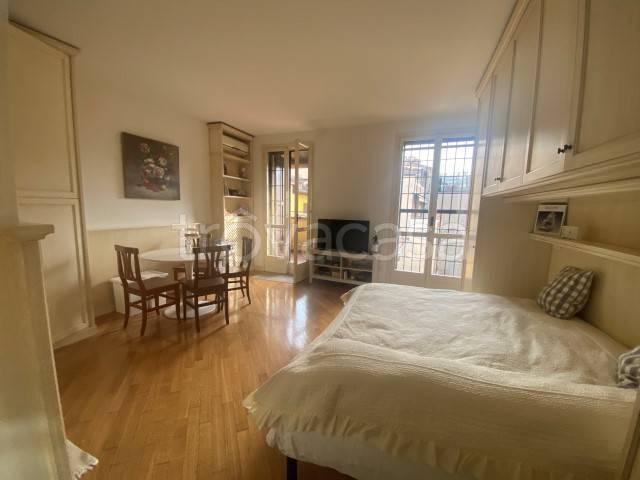 Monolocale in affitto a Bologna, Reggio Emilia