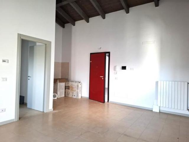 Monolocale in affitto a Unione Alto Ferrarese, Bondeno
