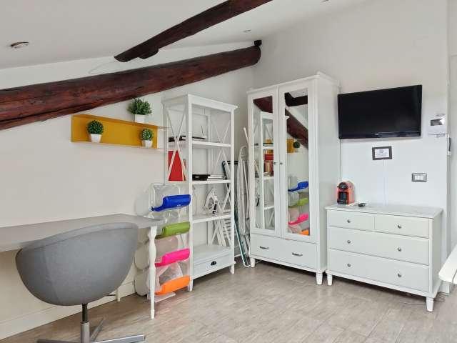 Appartamento in affitto a Centro storico, Milano